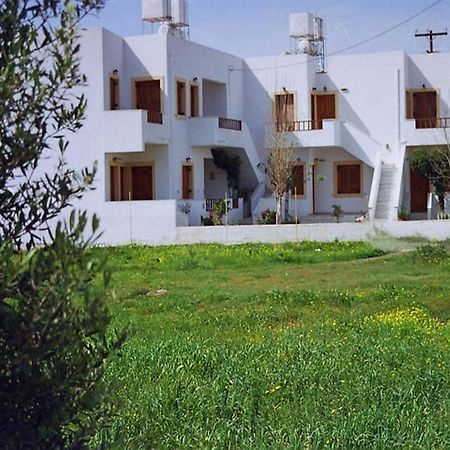 Pella Apartments Σίσσι Εξωτερικό φωτογραφία